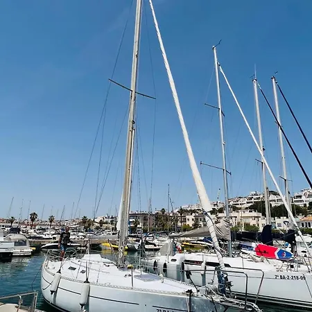 Velero Draco Botel *